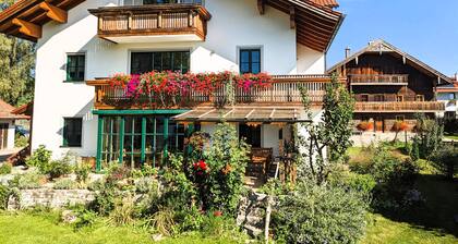 Apartment Haunsberg, 55sqm, 1 bedroom, balcony with mountain view