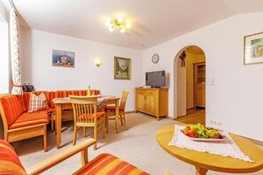 Flat-screen TV - Ferienwohnung (2) (Reit im Winkl)