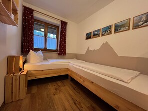 2 soveværelser, internetforbindelse, sengetøj