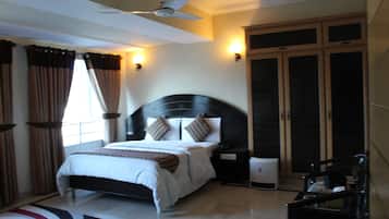 Literie de qualité supérieure, minibar, bureau, chambres insonorisées