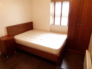 Studio | Iron/ironing board, free WiFi - SS Property Hub - City of London Studio Apartment 13 (London)