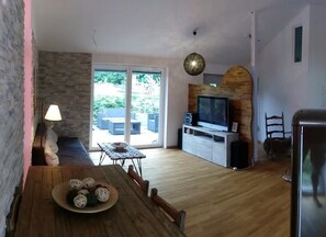 TV, DVD player, table tennis