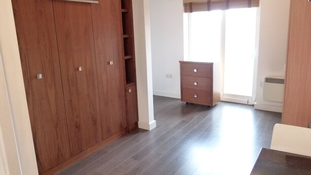 Studio | Living area | Flat-screen TV - SS Property Hub - City of London Studio Apartment 14 (London)