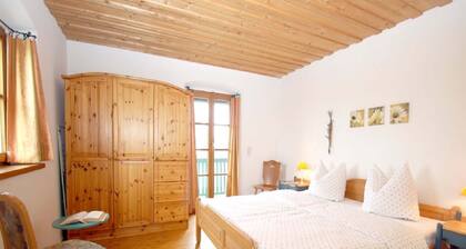 Ferienwohnung Margerite, 50 qm Obergeschoss, 2 separate Schlafzimmer
