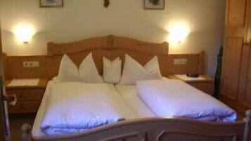 1 habitación, internet y ropa de cama