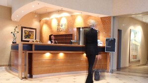 Unclassified image, 3 of 30, button - Residenz Hotel Detmold (Detmold)