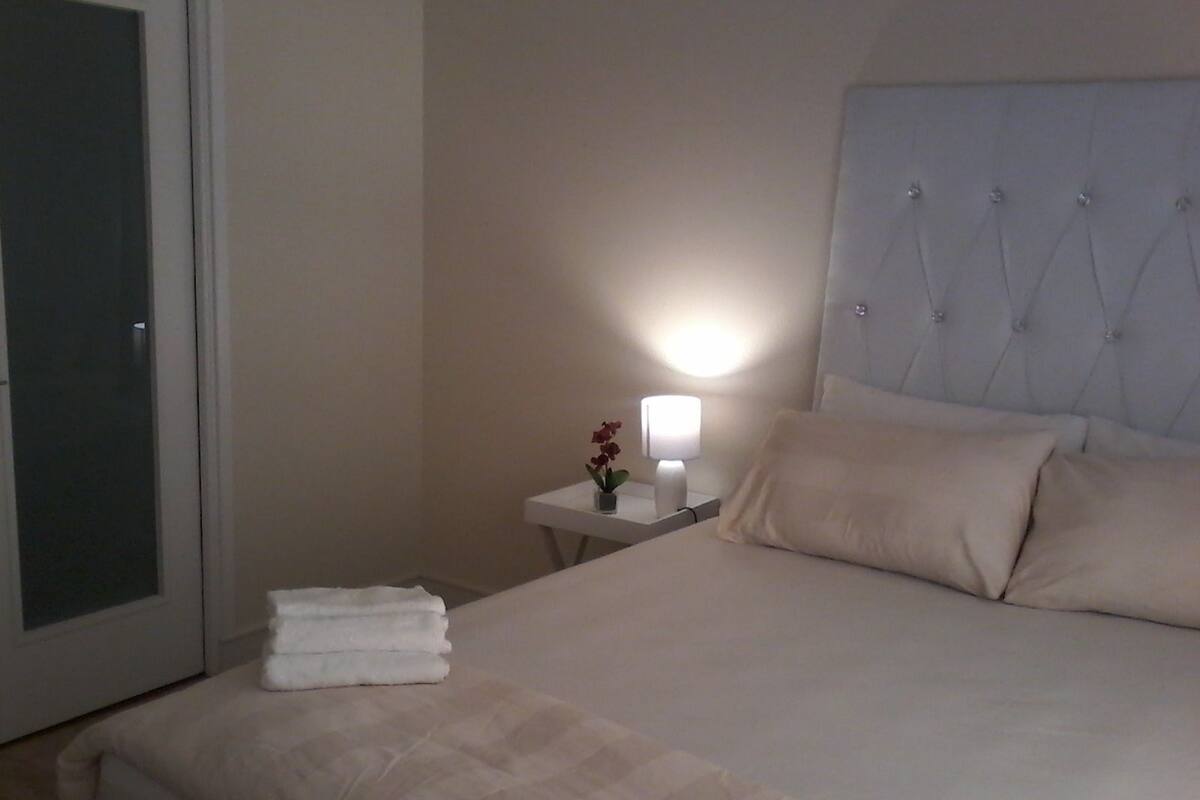 Sunrise Executive Apartment, 2 bedrooms | 2 habitaciones y ropa de cama de alta calidad