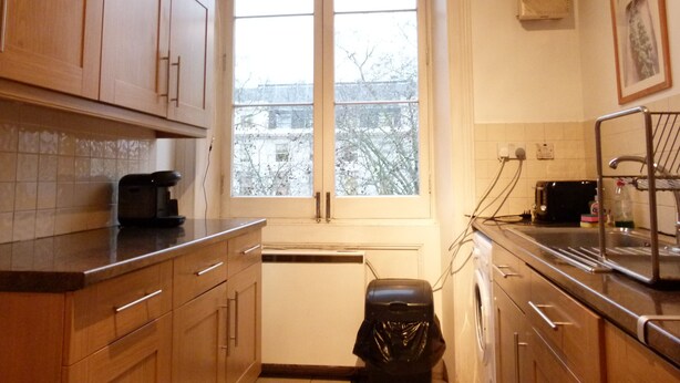 Private kitchen - SS Property Hub – Apartment Close to Hyde Park (London)