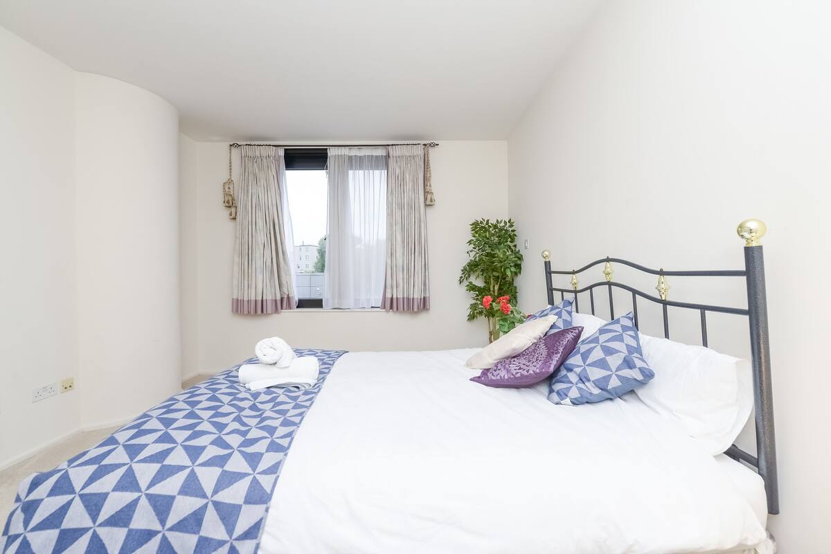 Appartement familial, 2 lits doubles, cuisine, vue sur la ville | 1 chambre, lit d’appoint (supplément)