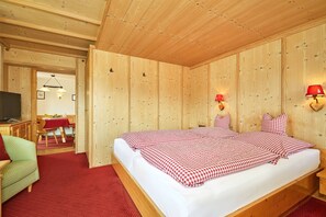1 bedroom, internet, bed sheets