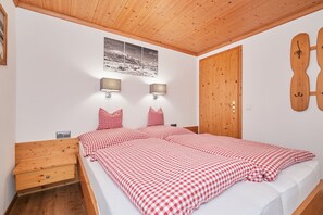 1 chambre, accès Internet, draps fournis
