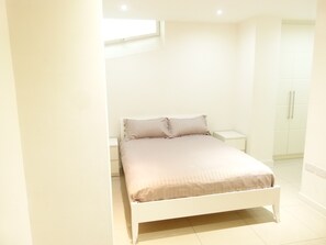 2 bedrooms, iron/ironing board, free WiFi - SS Property Hub - Apartment close to Hyde Park (London)