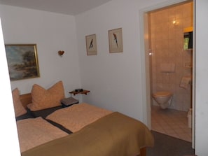 1 chambre, accĂšs Internet, draps fournis