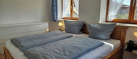 2 bedrooms, bed sheets