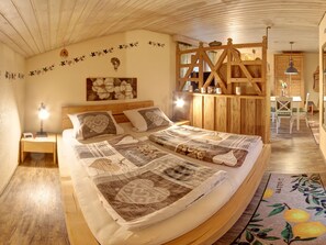 1 bedroom, internet, bed sheets