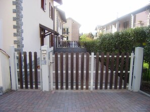 Entrée de l’hébergement