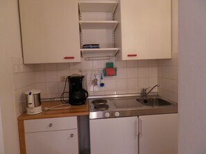 Appartement 4 - 20 qm - Balkon nach Süden-Küche