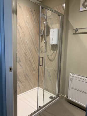 Deluxe Double Room, Accessible (Hebe) | Bathroom shower - The House at Glenbarr (Tarbert)