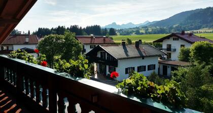 Ferienwohnung 2, 56 qm, Balkon und extra Küche