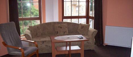 ألعاب فيديو، مشغل دي في دي، ستيريو