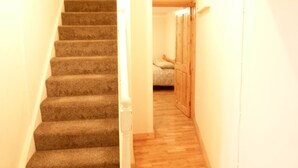 Apartment, 2 Bedrooms | 1 bedroom, iron/ironing board, free WiFi - SS Property Hub - Family Apartment Kensington (London)