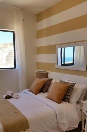 1 chambre, literie de qualité supérieure, bureau, chambres insonorisées