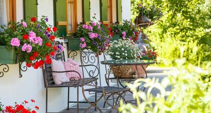 Ferienwohnung am Märchenwald 48qm, Balkon, 1 Schlafzimmer u. 1 Wohnschlafzimmer