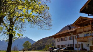 Unclassified image, 2 of 27, button - Vacation apartment Hochgern (Rottau)