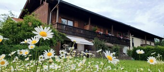 Semesterlägenhet, 44 kvm första våningen, 1 separat sovrum