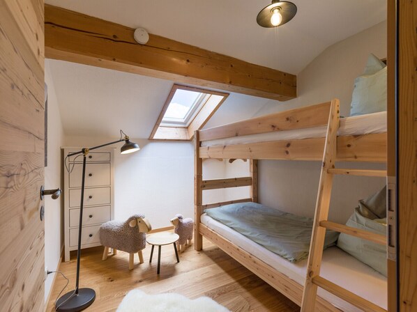 2 Schlafzimmer, Bügeleisen/Bügelbrett, Internetzugang, Bettwäsche