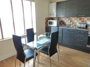 Apartamento | Opções para refeição no quarto