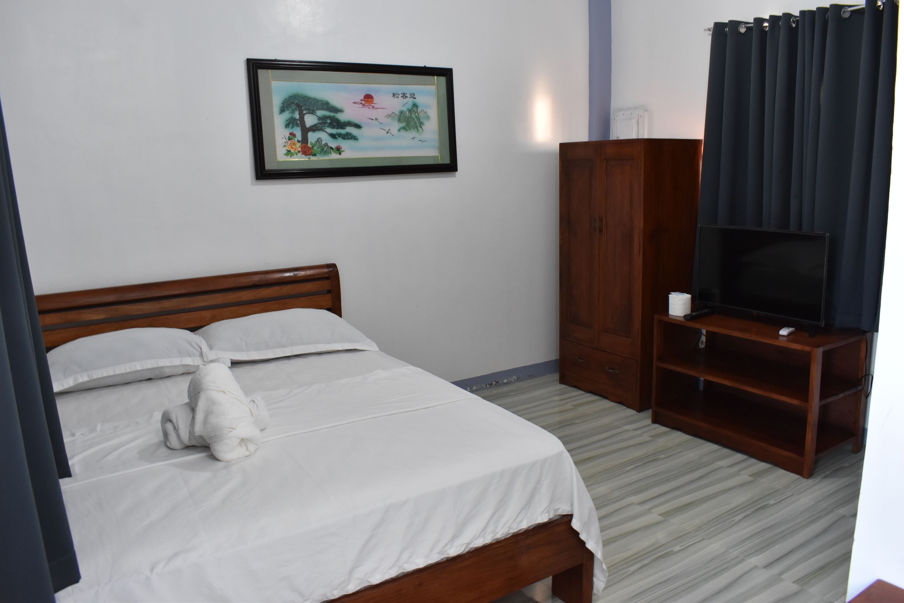 standard double room | bed sheets