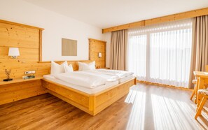 2 Schlafzimmer, Internetzugang, Bettwäsche