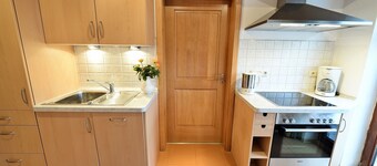 Ferienwohnung 1 im Obergeschoss, 65 qm, für 2 bis 4 Personen, 2 sep. Schlafzimmer und Balkon
