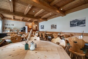 Dining - Ferienwohnung Erdgeschoß (Reit im Winkl)