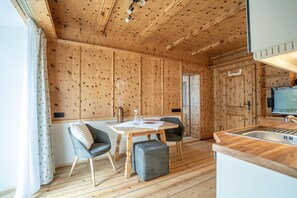 Dining - Ferienwohnung Erdgeschoß (Reit im Winkl)