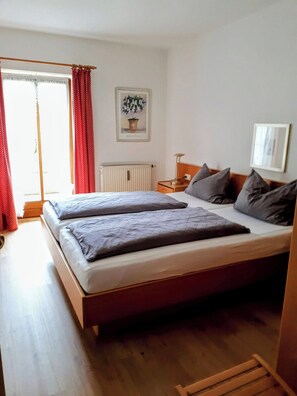 2 Schlafzimmer, Internetzugang, Bettwäsche