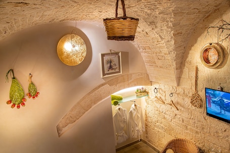 Exclusive Suite, 1 Bedroom, Private Bathroom. Relais Santa Maria