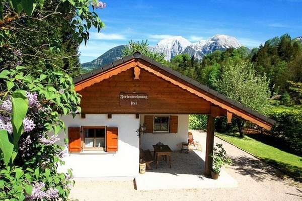 Ferienhaus bis 2 Pers., ca. 45 m², 1 Schlafzimmer, Wohnküche, Terrasse-Hausansicht