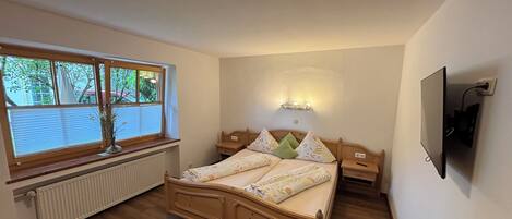 1 dormitorio, Internet, ropa de cama