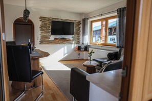 TV, DVD player, table tennis