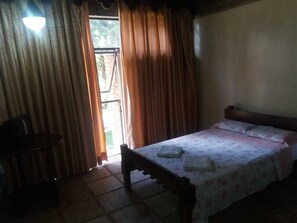 Minibar, desk, free WiFi