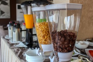 Petit déjeuner compris tous les jours