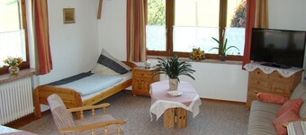 Ferienwohnung 76 qm im Landhausstil mit Alpenrundblick am Samerberg auf 700 m