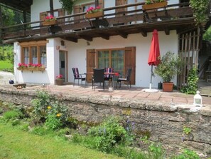 Outdoor dining - FeWo Jenner, 1-2 Personen, 60 qm (Schönau am Königssee)