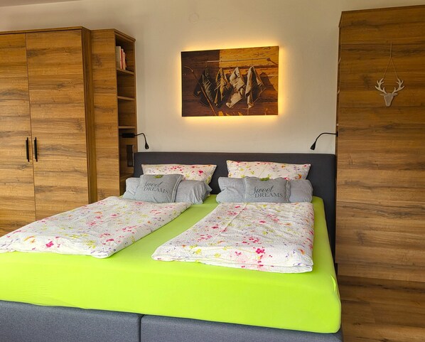 1 間睡房、上網、床單