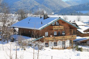 Exterior - One-room apartment 37sqm, shower/WC, kitchen, balcony (Reit im Winkl)