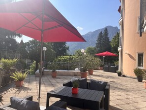 Terrace/patio - Apartment no. 16, 62sqm, bathroom with bathtub, living/bedroom, balcony (Bad Reichenhall)