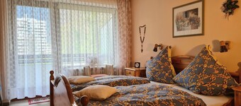 Large vacation apartment- 6 persons, 83sqm, 2 bedrooms, 2 balconies