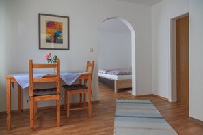 1 Schlafzimmer, Internetzugang, BettwÀsche